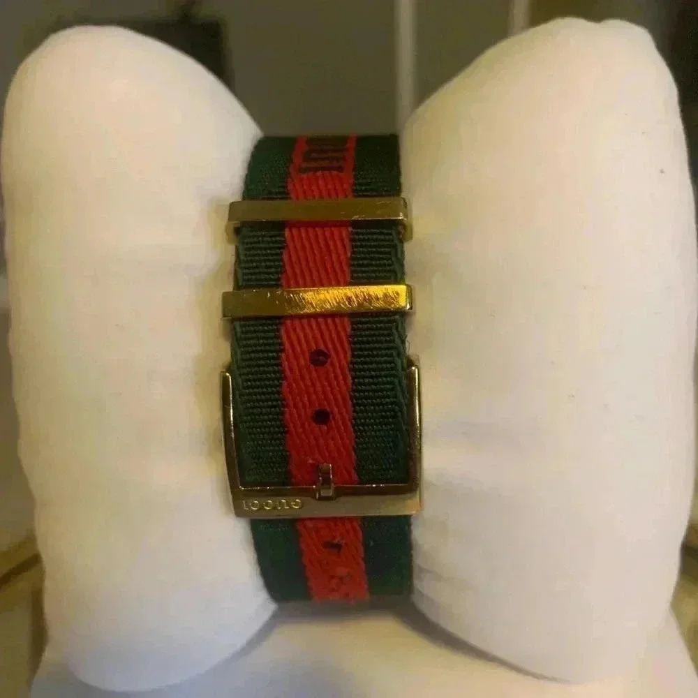 Gucci Watch - Picture 4 of 13